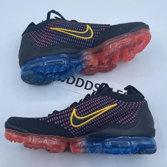 Nike Air Vapormax 2021 Flyknit Gradient Black DV2198-001 GS 5Y/Women's Size 6.5 - Picture 8 of 9